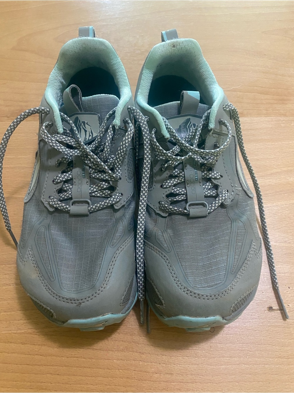 Altra Lone Peak 4.5 Women's Gray Mint Trail Running Shoes